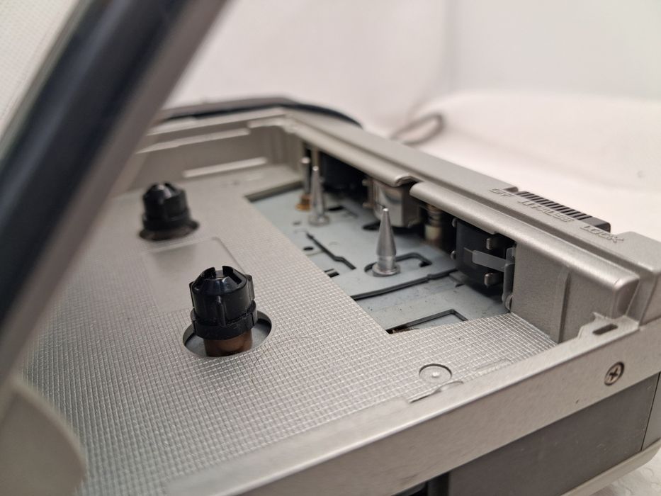 Диктофон . Плеер . Касетный . Пищуший . National . Panasonik Made in J