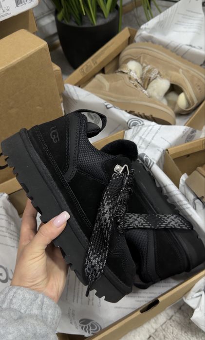 Нові! Жіночі зимові ботинки черевики UGG LowVel хутро кеди UGG