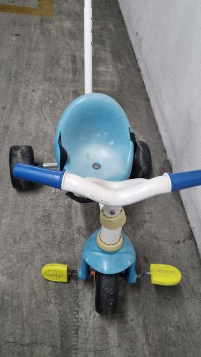 Triciclo para criança
