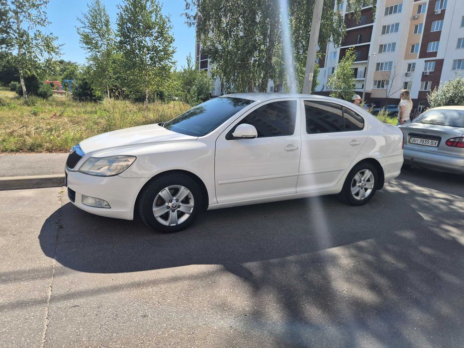 Прадаю автомобіль