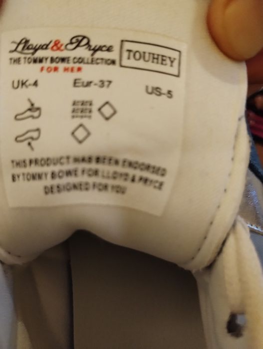 Urlop do 6.08.26..Tommy BOWE, śliczne sneakersy, jak nowe r.37