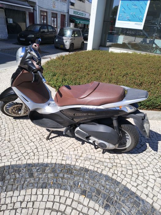 Piaggio Beverly 300