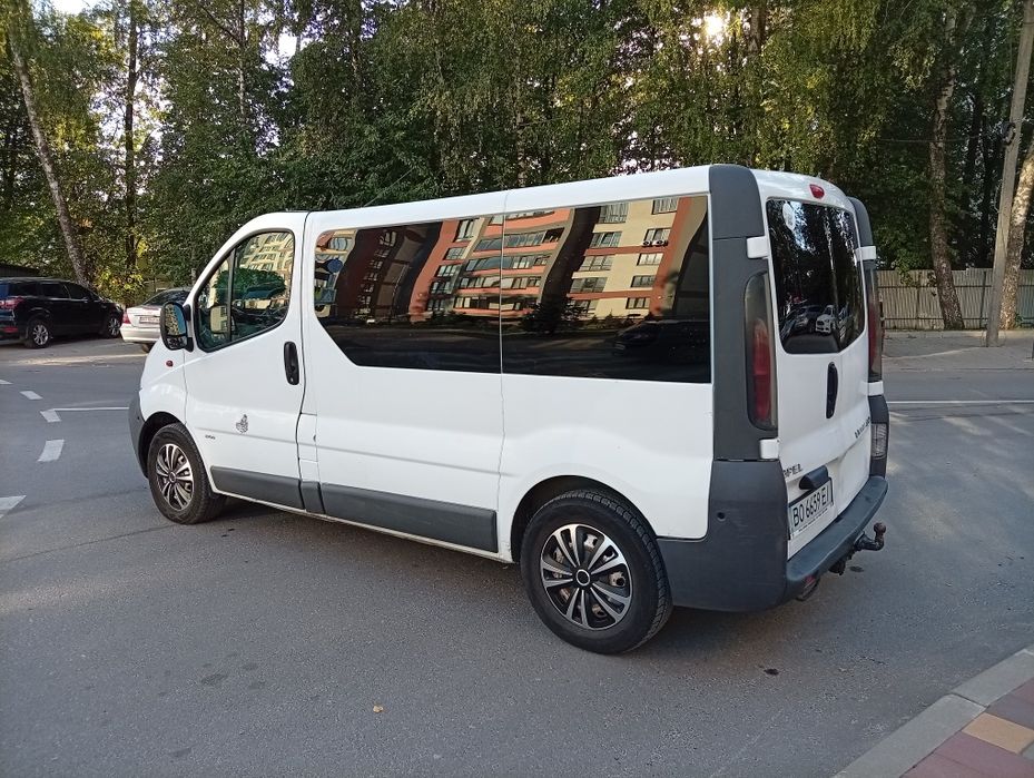Продам Опель Віваро 1.9 дизель Opel Vivaro 2003 рік