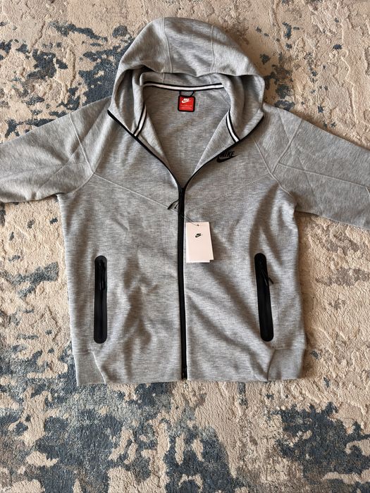 Толстовка чоловіча Nike Tech Fleece Full-Zip Hoodie Grey FB7921-063