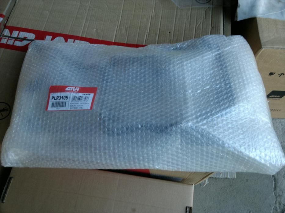 PLR3105 DL1000 V-Strom (14>19) GIVI stelaż bocz.Suzuki monokey FV