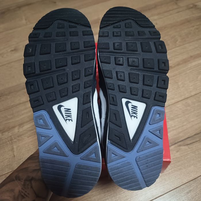 Nike air max command 629993-410
