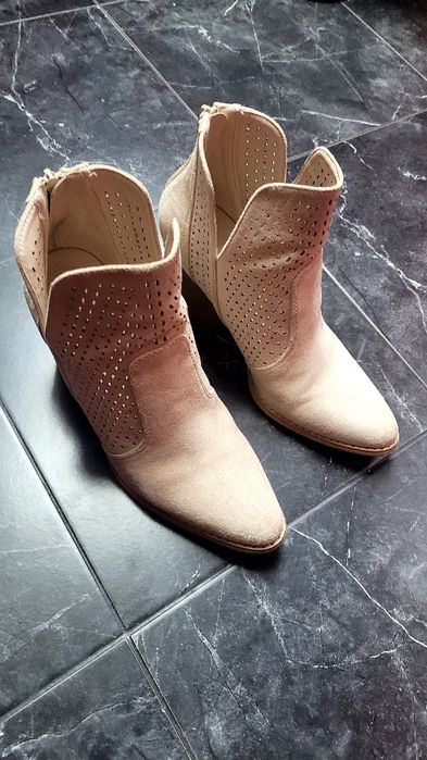 Botki ażurowe 41 DeeZee