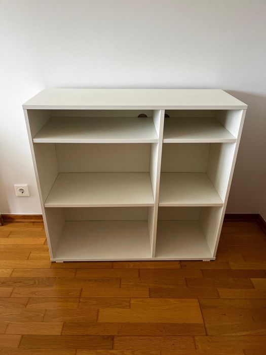 Estante IKEA VIHALS branca