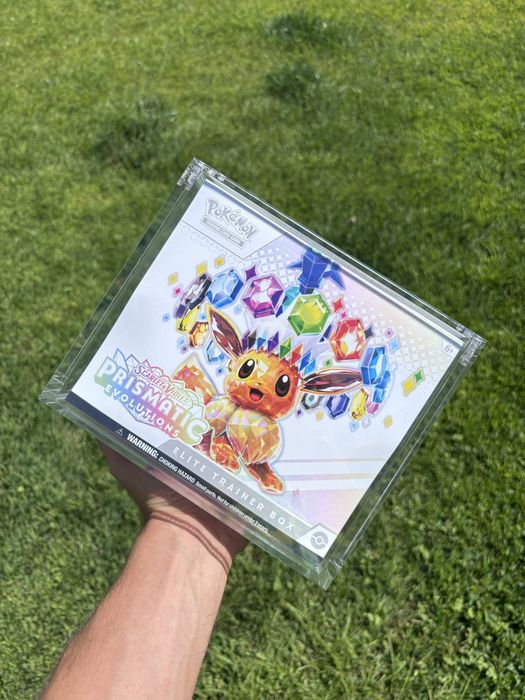 Pokémon Prismatic Evolutions ETB
