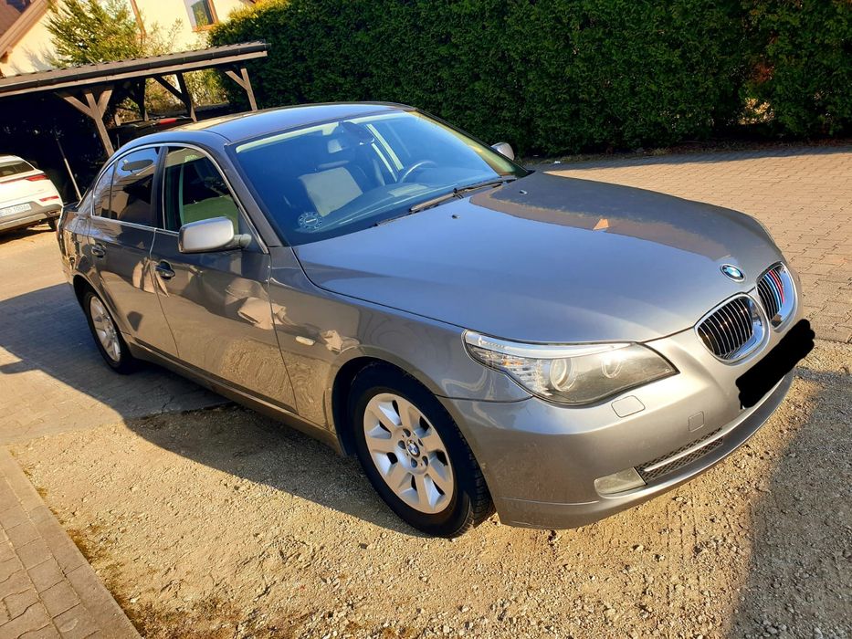 BMW 523i E60 okazja 2010 navi klima grz.fotele 6bieg hak JAK NOWA