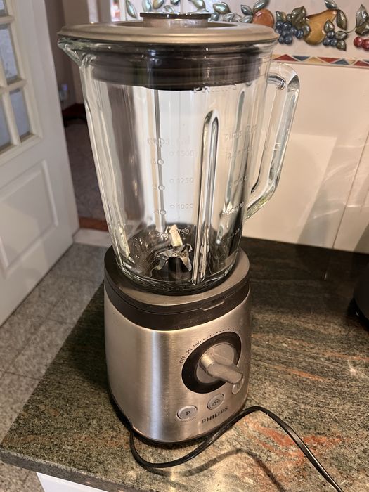 Liquidificador Philips aço inoxidavel 900W hr2195-00