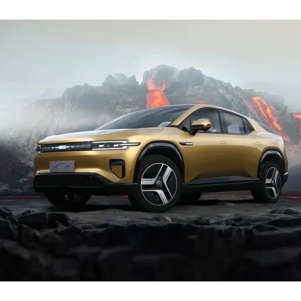 Возьму авто под выкуп для семейного пользования