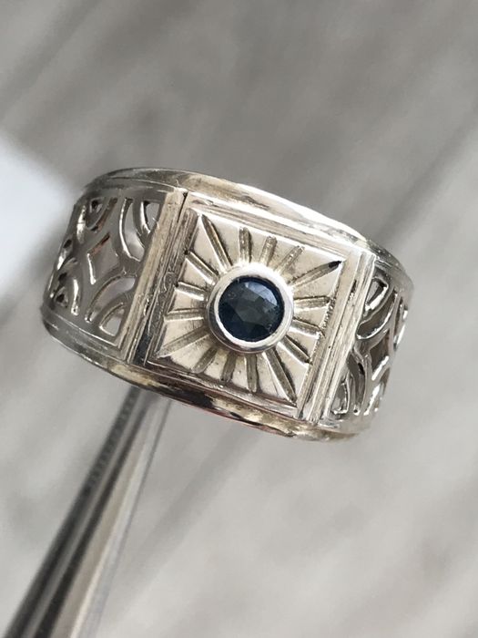 Кольцо перстень мужской сапфир серебро