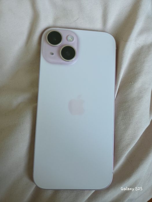 iPhone 15 128 GB Różowy | Bateria 87% | Zadbany