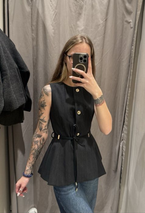 Жилет з баскою Zara