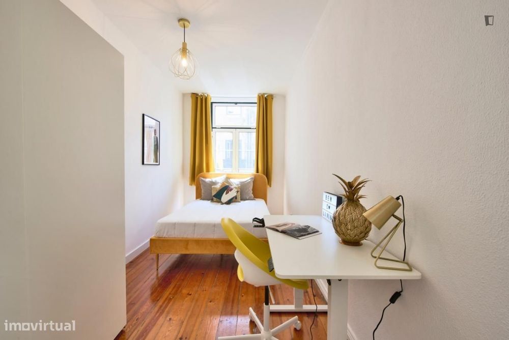 Quarto - localizado em Graça Lisbon