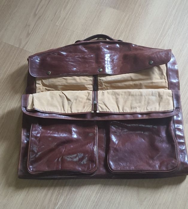 Porta Fatos em pele