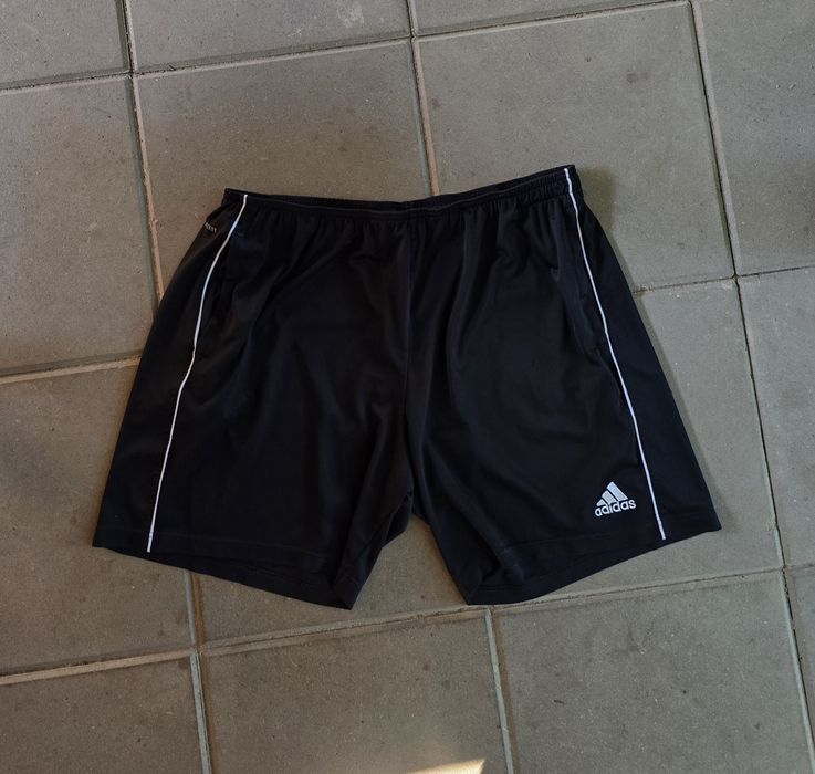 Krótkie spodenki Adidas | Rozmiar: 2XL