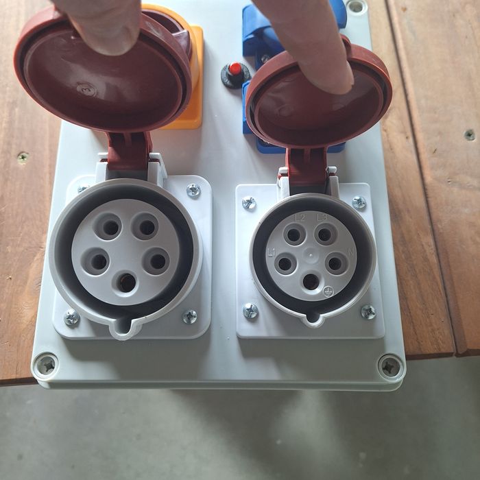 Rozdzielnia R-BOX 240 IP44
