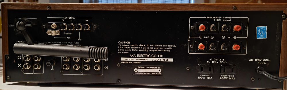 Akai AA-R40 AM/FM Stereo Receiver