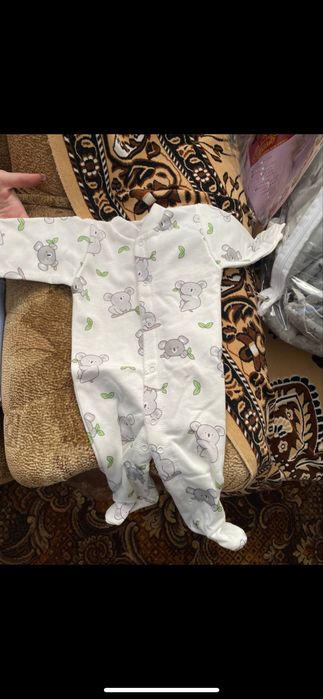 Одяг 56-68 розміру ,на фото тільки декількає ще крім цього багато