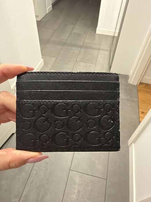 Card holder Guess