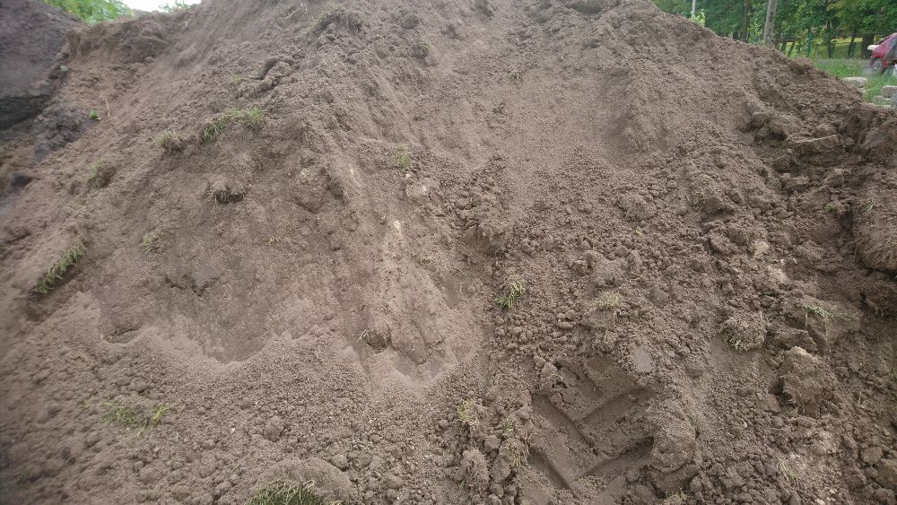 Sprzedam ziemia humus