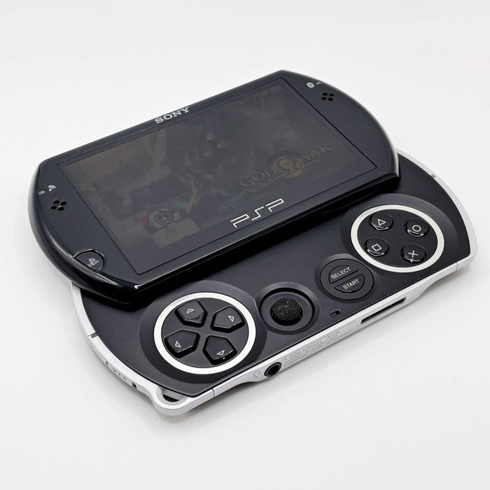 Konsola Sony PlayStation PSP GO 16GB Model N1004
