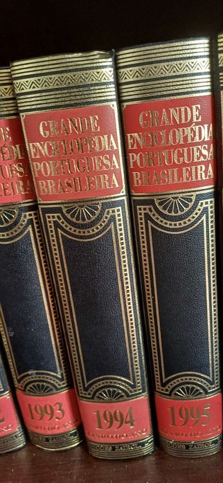 Livros do Ano da Grande Enciclopédia Portuguesa e Brasileira