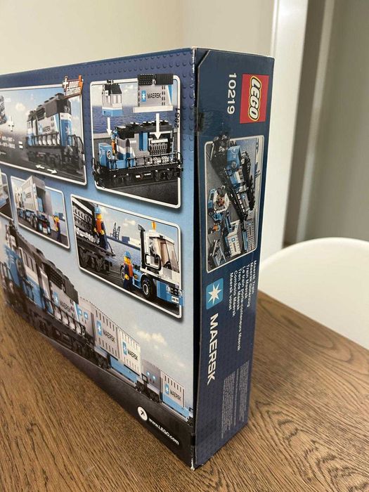 LEGO 10219 Maersk Train