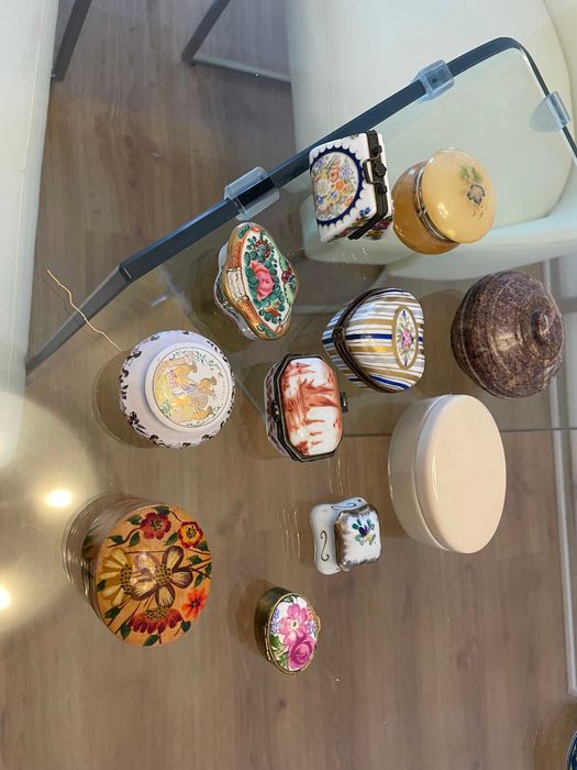 Conjunto de 11 caixinhas variadas