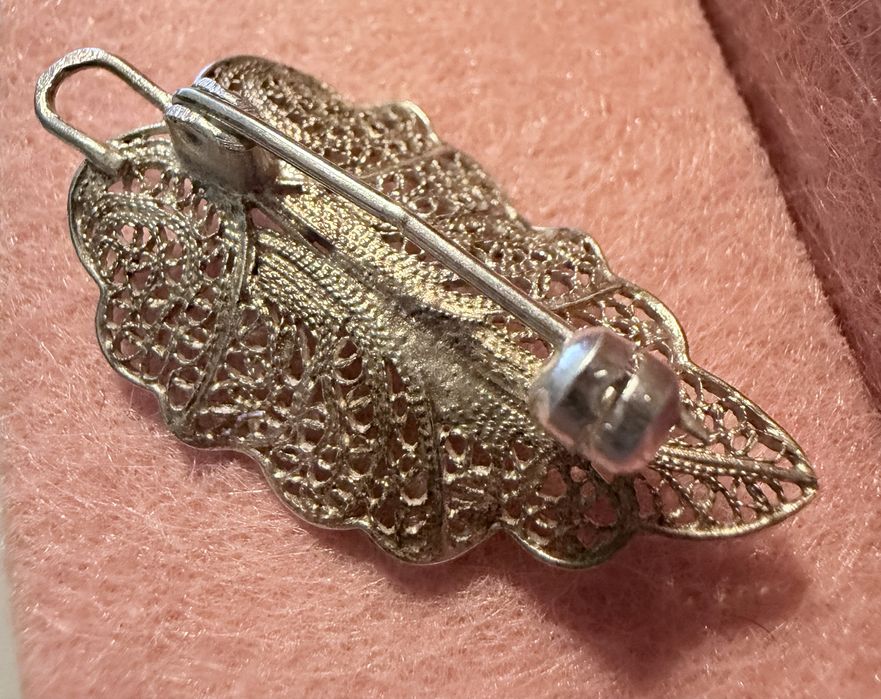 Pregadeira Folha em prata (filigrana)