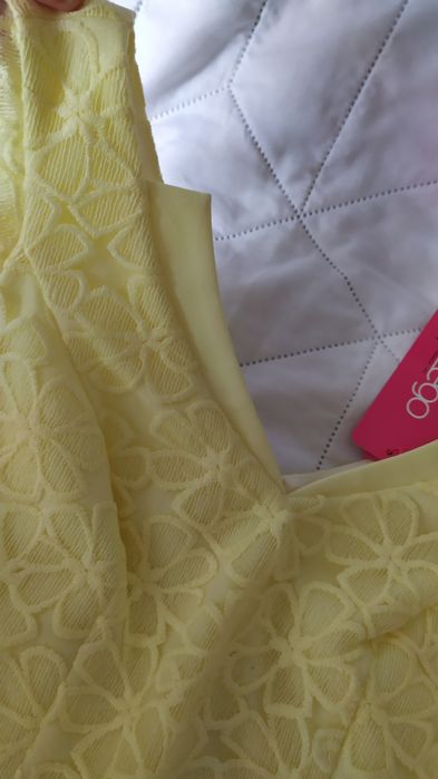 Nowa prosta sukienka