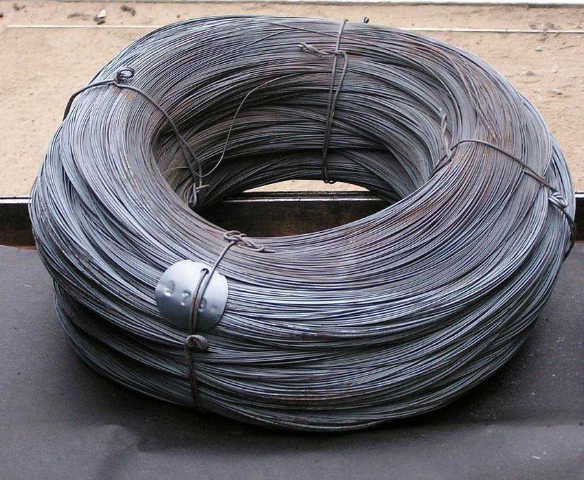 тверда проволка  тоненька