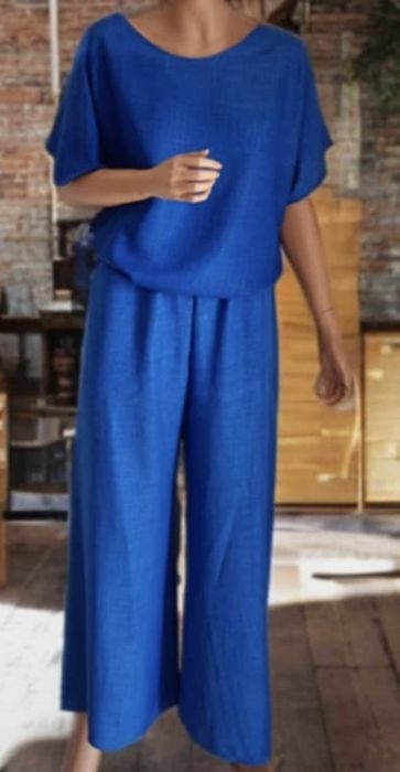 Komplet niebieski  spodnie +bluzka r.50