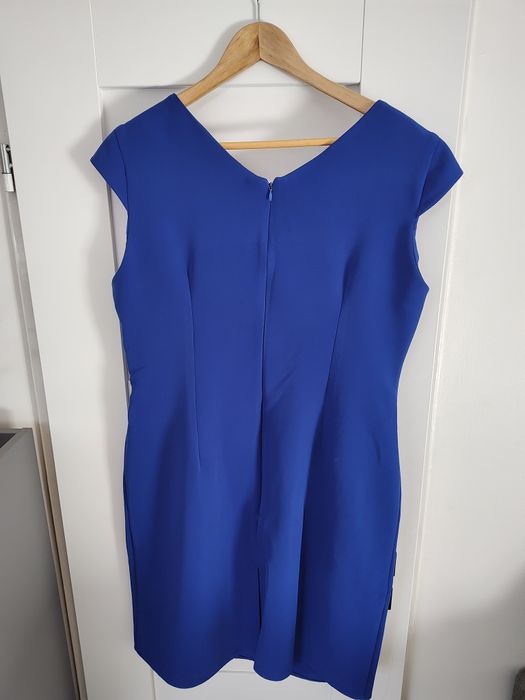 Sukienka elegancka chabrowa