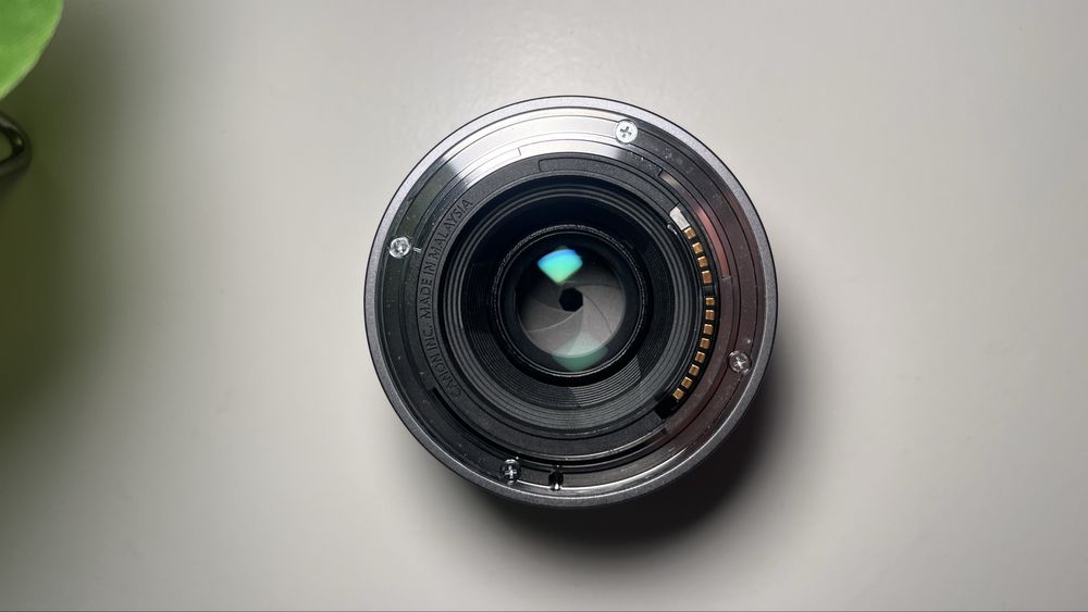 Lente CANON RF-S 50mm f/1.8