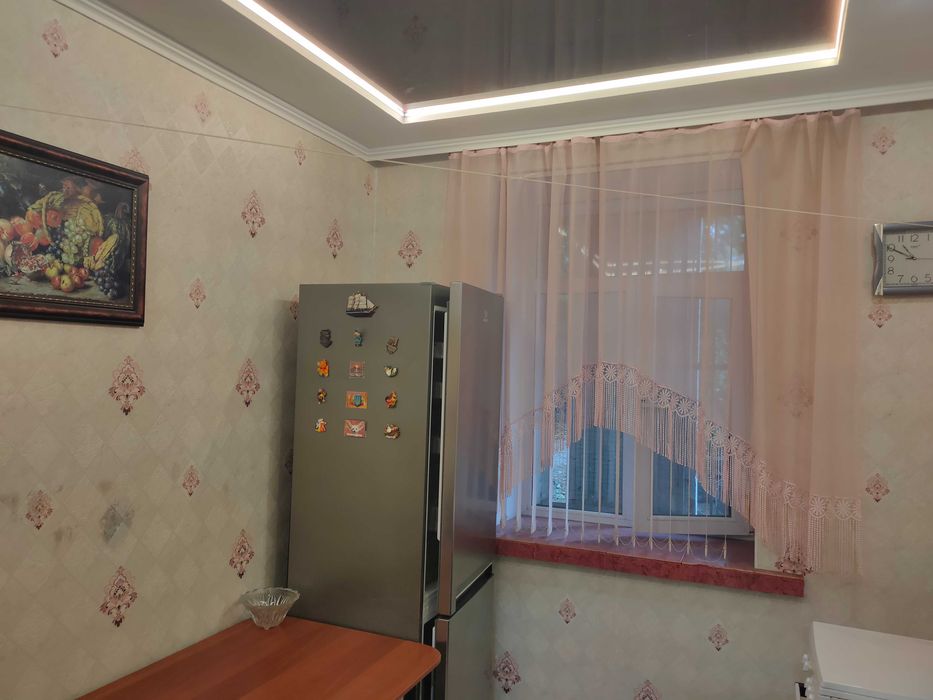 Продам 1 к.к. 1/3 в районі Пед.університета