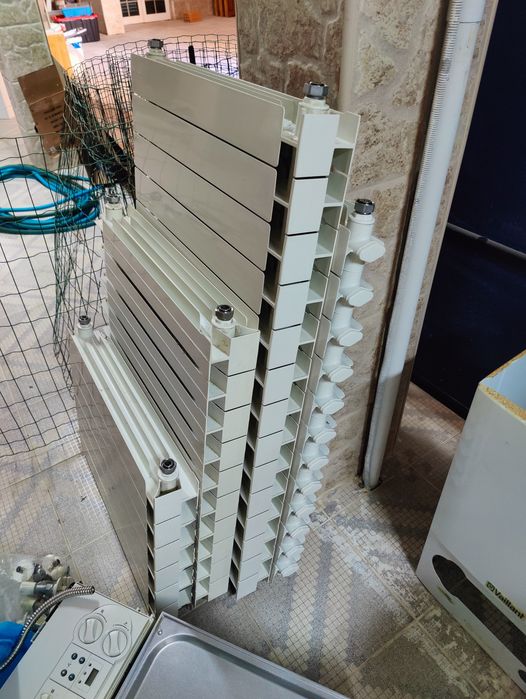 Vaillant Turbo tech Pro + Radiadores