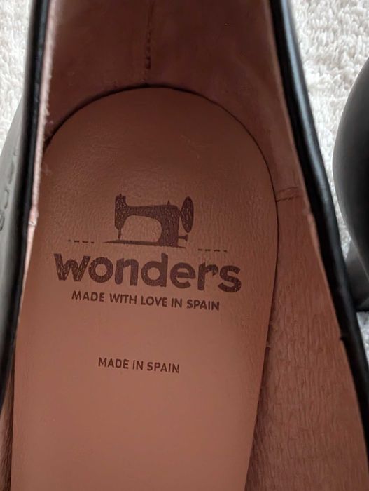 Nowe czarne skórzane buty na obcasie platformie szpilki Wonders 38