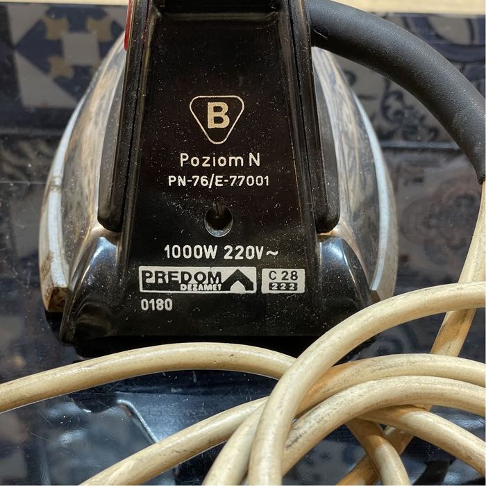 Żelazko predom Dezamet PRL w kartonie