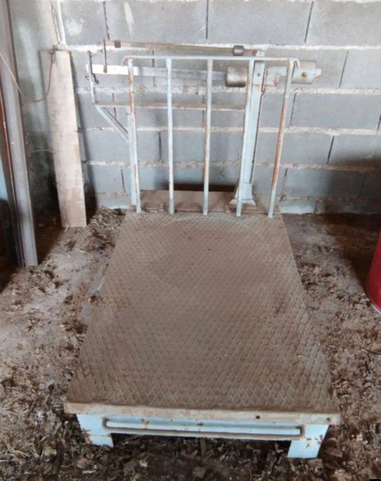 Balança como nova  1500kg