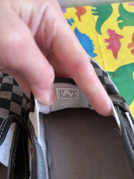 Жіночі кеди Vans у клітинку 37 розмір