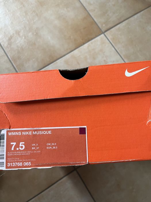 Buty do tańca Nike Musique
