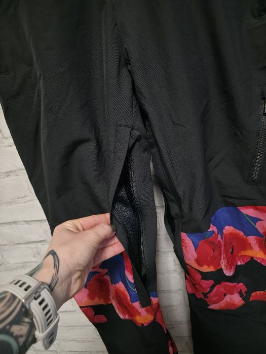 NIKITA гірськолижний комбінезон сноубордичний лижний  куртка + штани