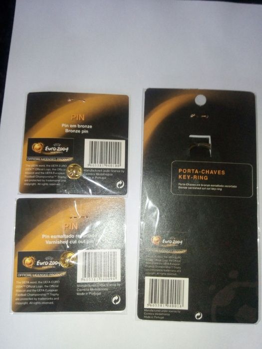 EURO 2004: 2 pins + 1 porta chave oficiais