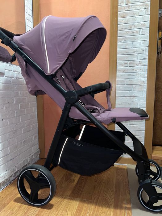 Прогулянкова коляска Carello