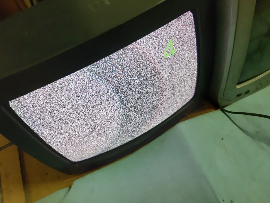 Sete TVs a funcionar bem