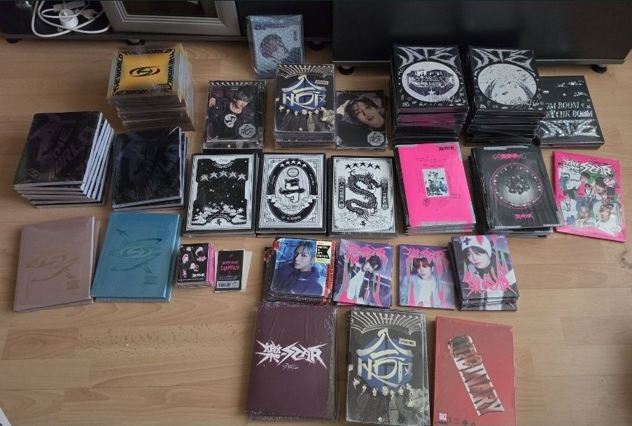 Альбом stray kids ateez