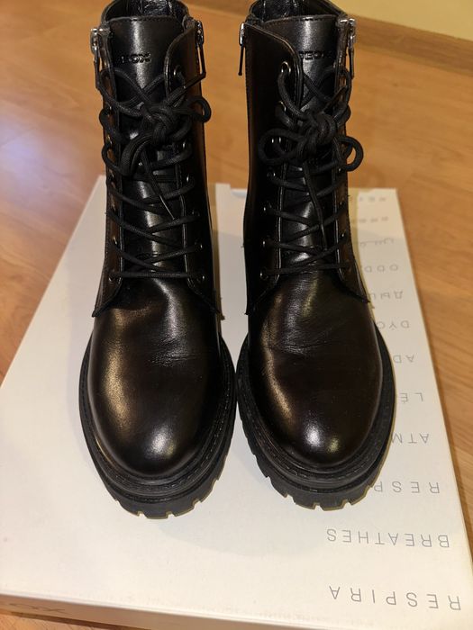 женские ботинки Geox